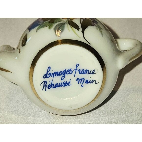 Miniature Limoges France Porcelain Teapot Box With Floral Design & Gold Accents - Picture 3 of 6